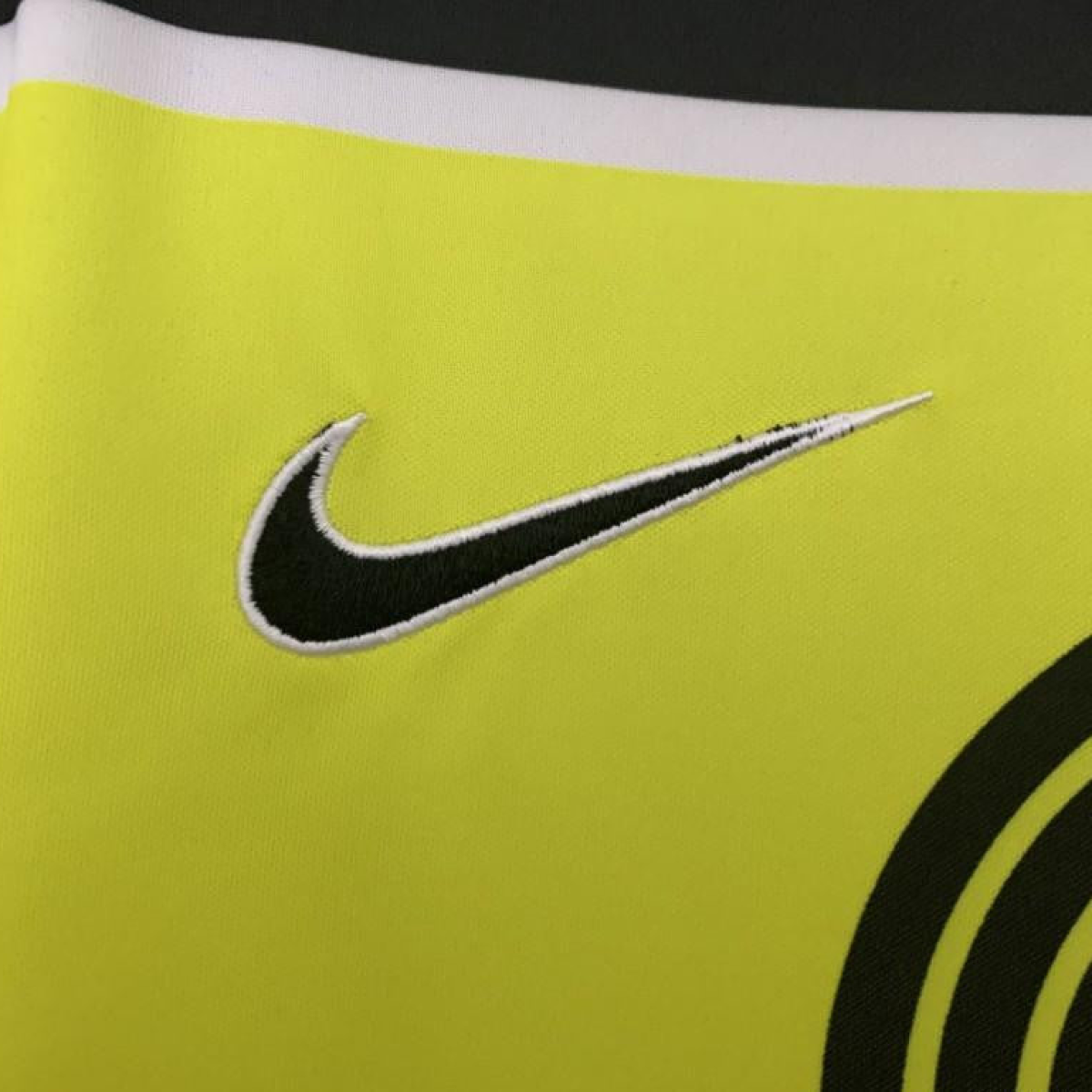 96/97 Retro Borussia Dortmund Home Jersey