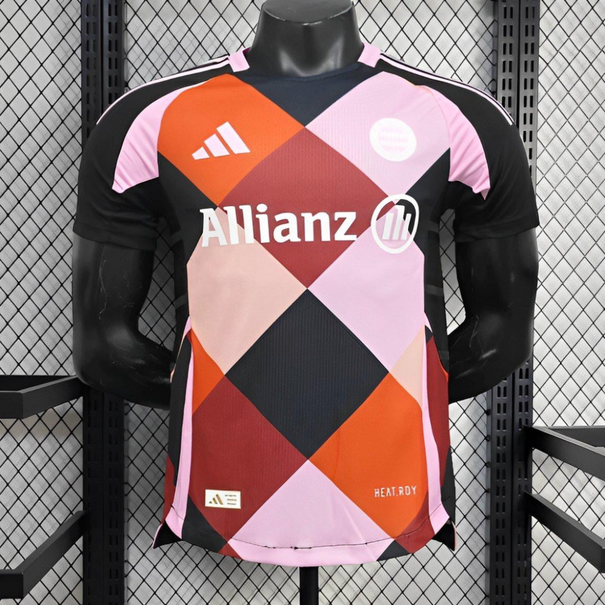 25/26 Player Version Bayern Munich Training Grid Pattern Jersey