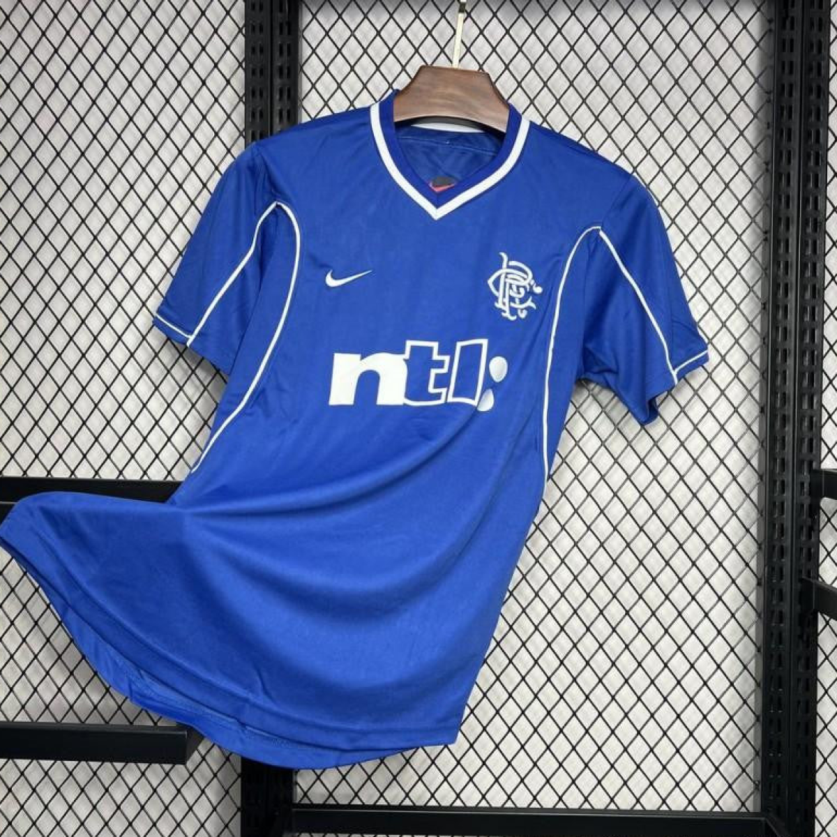 Retro 99/01 Glasgow Rangers Home Jersey