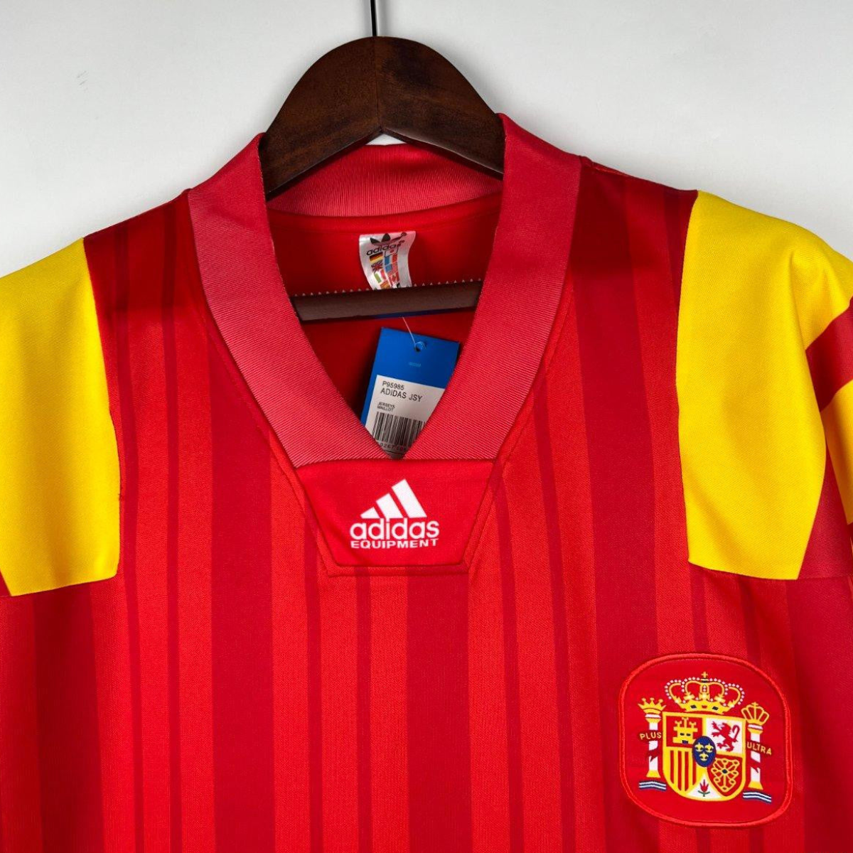 Retro 1992/94 Spain Home Jersey