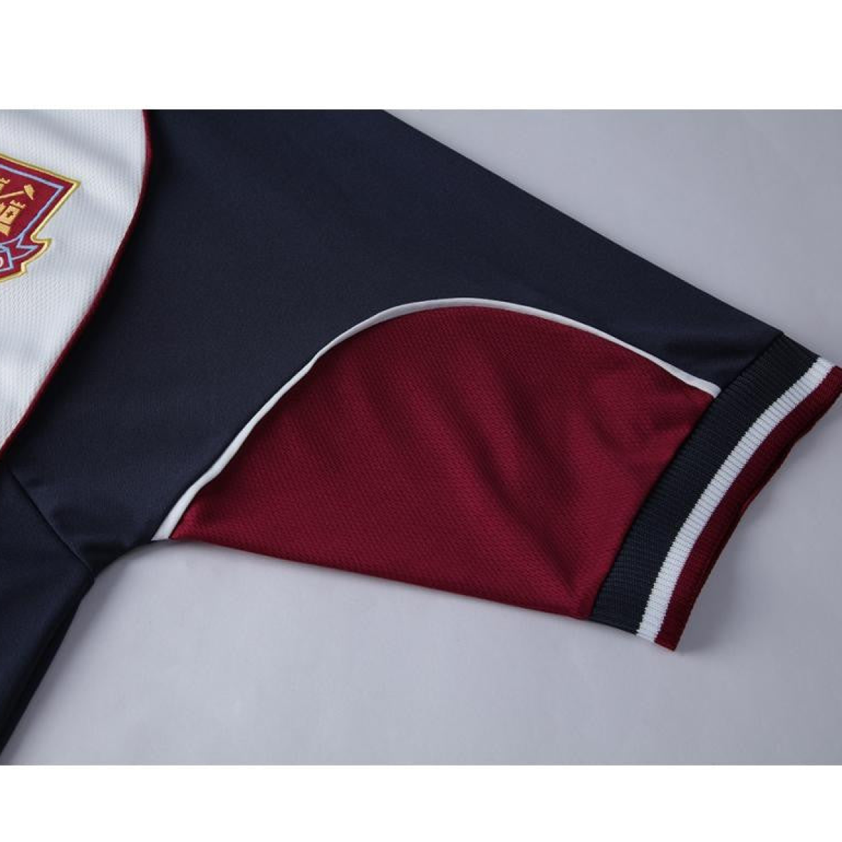 Retro 99/01West Ham United Away Jersey