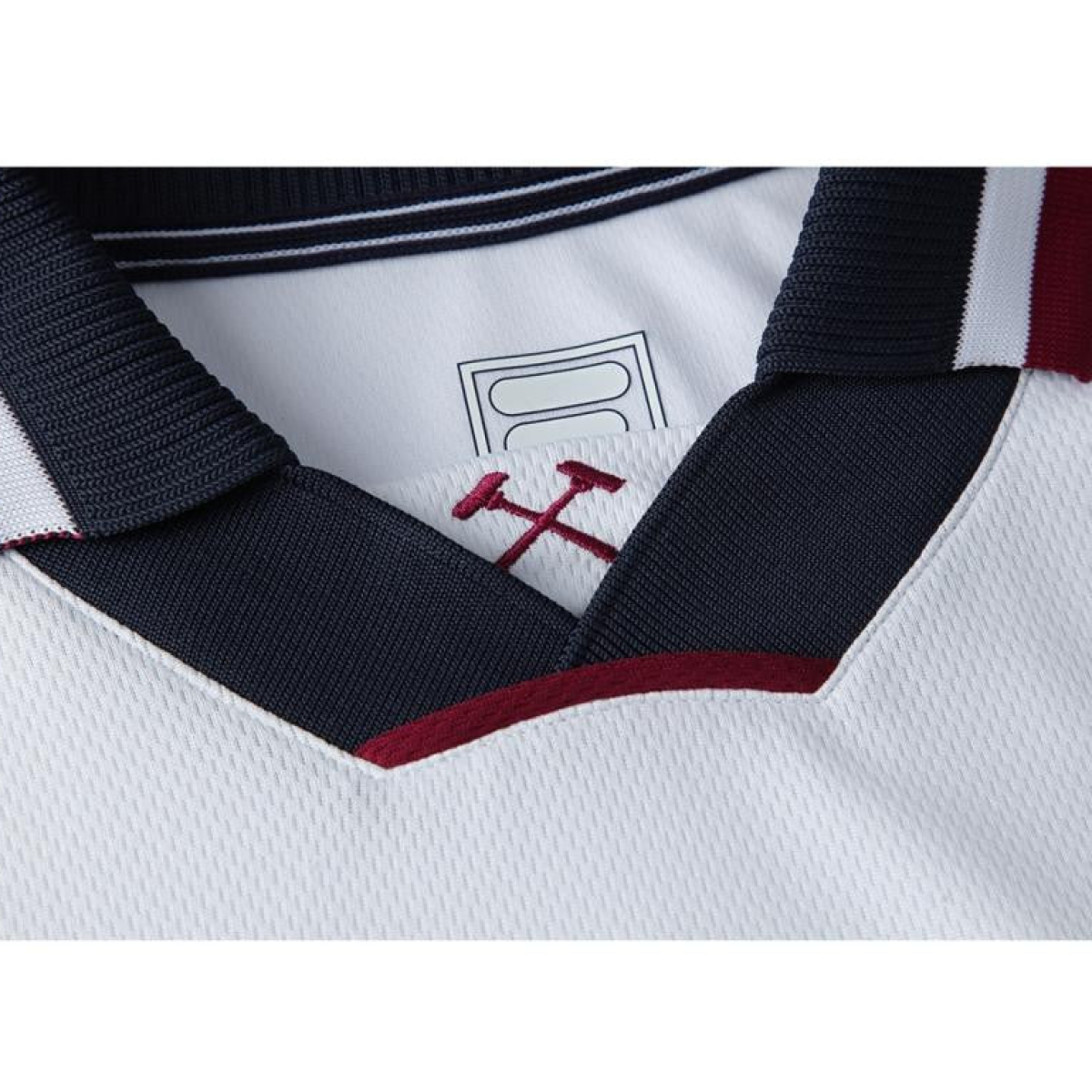 Retro 99/01West Ham United Away Jersey