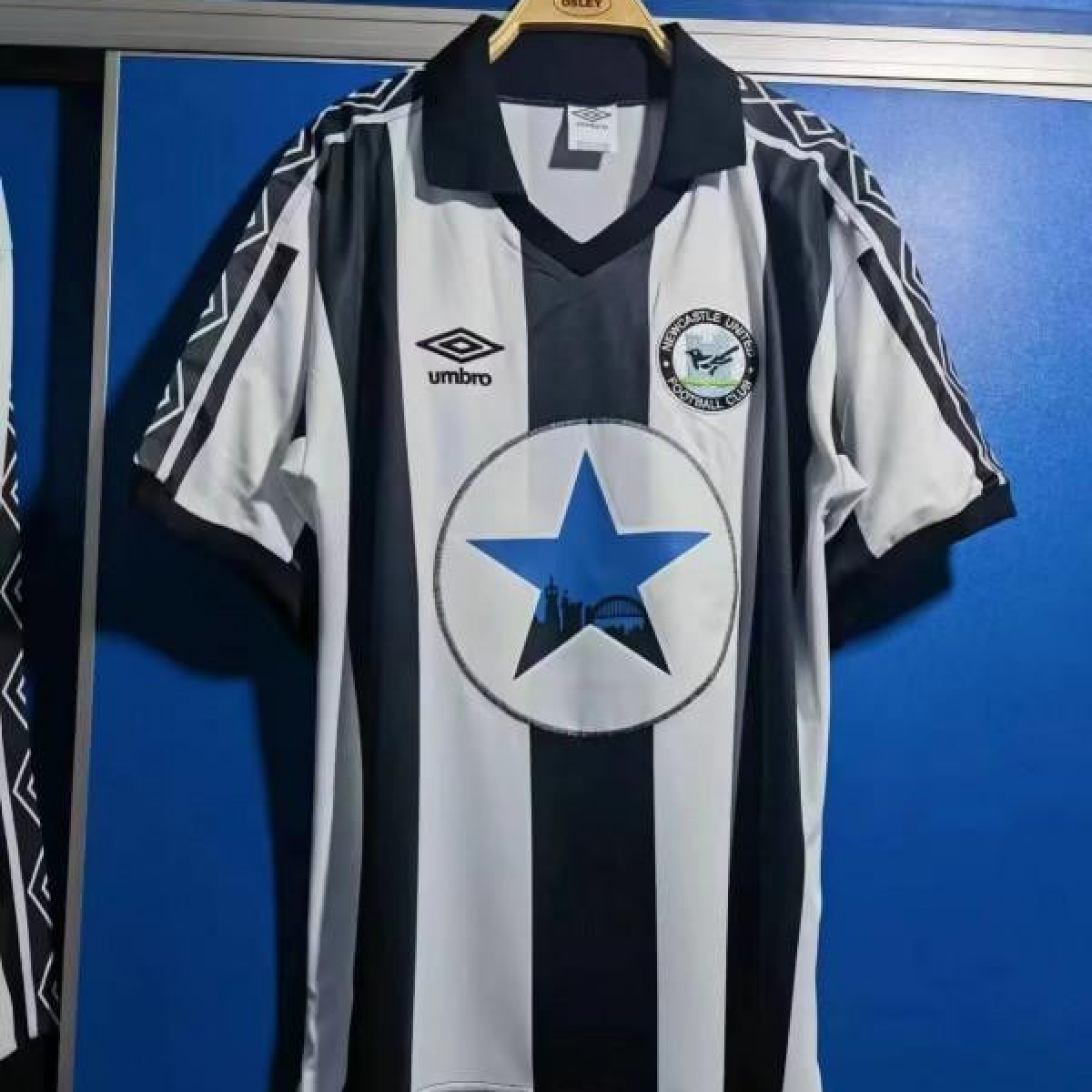 Retro 80/82 Newcastle United Home Jersey