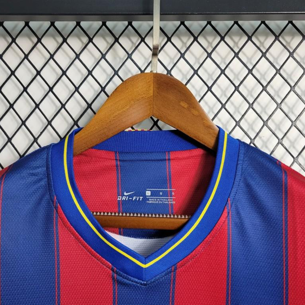 Retro 09-10 Barcelona Home Soccer Jersey