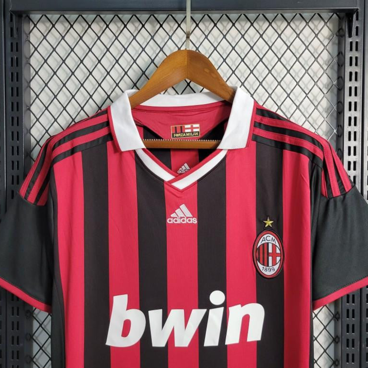 Retro 2009-10 AC Milan Home Jersey