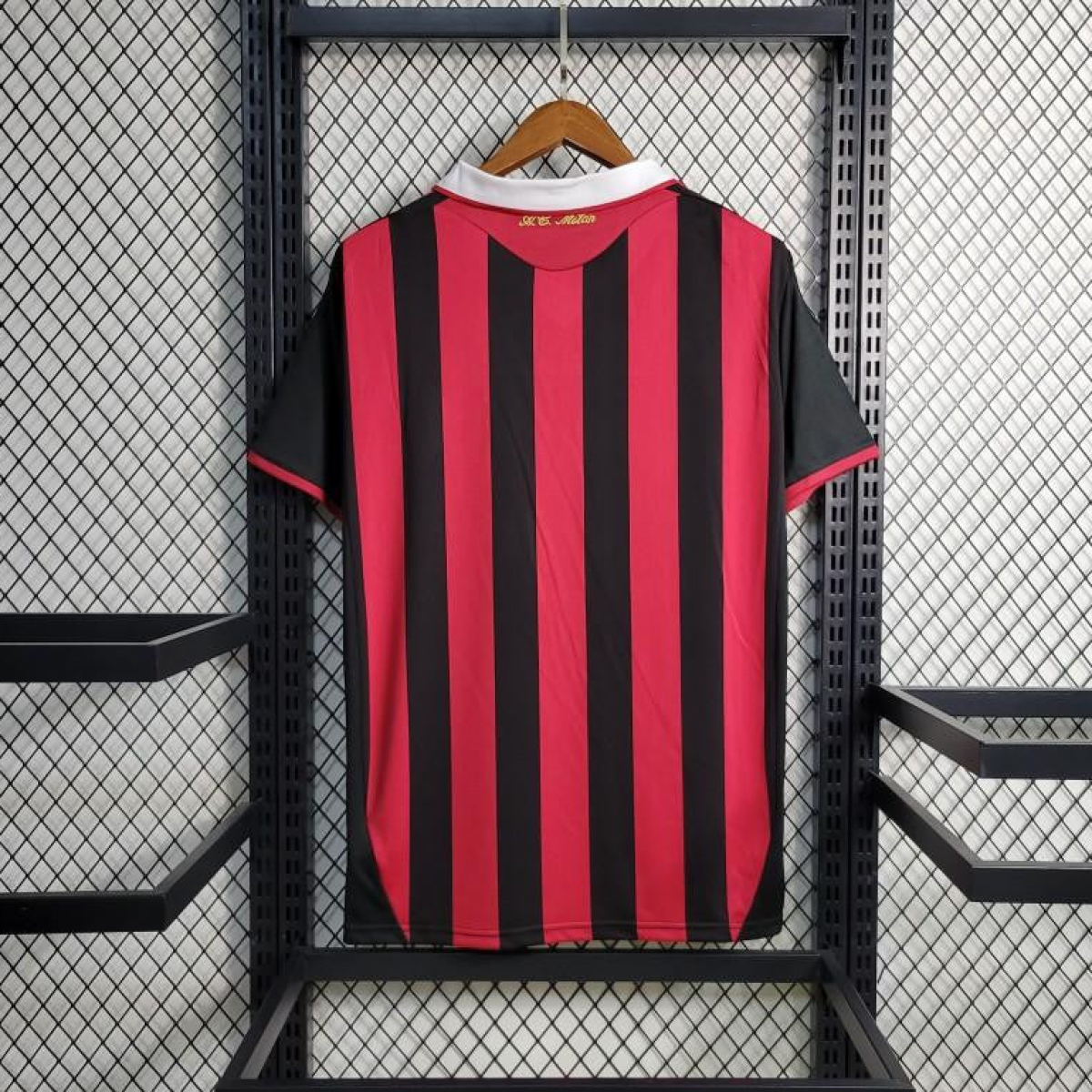 Retro 2009-10 AC Milan Home Jersey