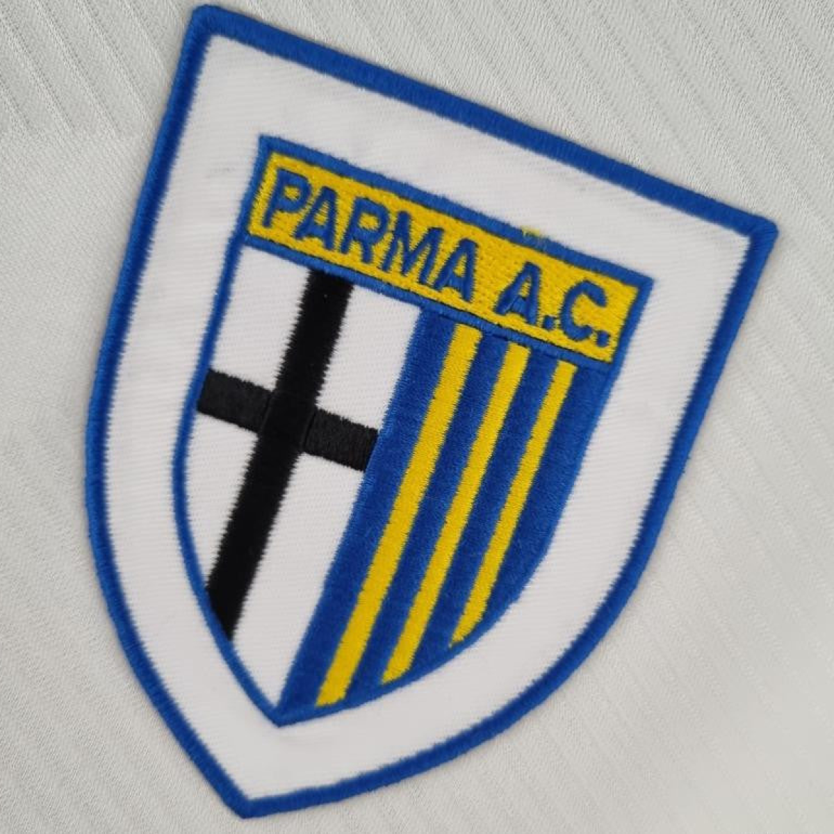 Retro Parma 93/95 Away Soccer Jersey