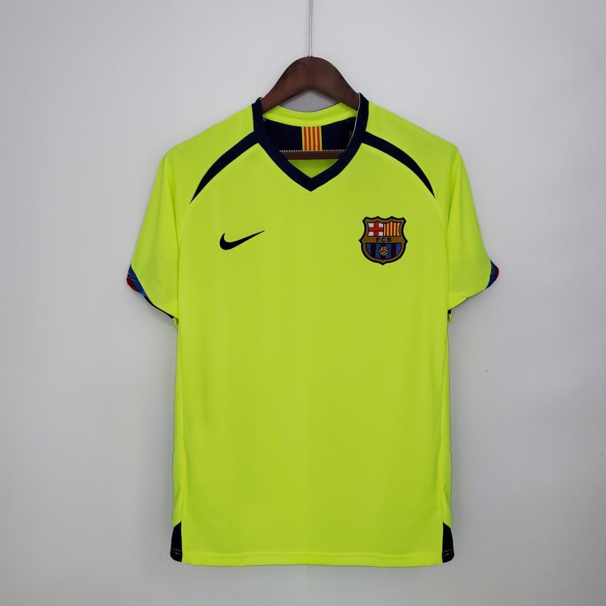 Retro Barcelona 05/06 away Soccer Jersey
