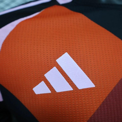 25/26 Player Version Bayern Munich Training Grid Pattern Jersey