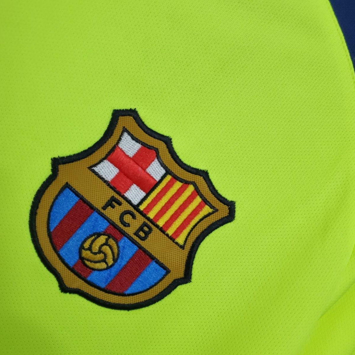 Retro Barcelona 05/06 away Soccer Jersey
